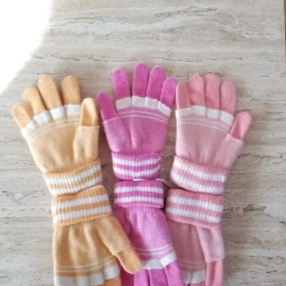 Set of 3 NEW Multicolor Double Layered 2 in 1 Wool Blend Cozy Warm Gloves Medium